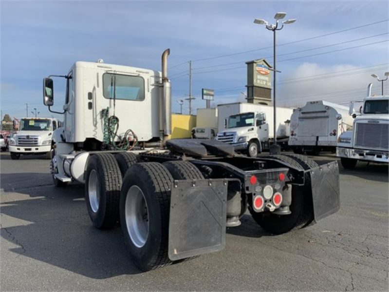 2005 FREIGHTLINER COLUMBIA 112 4089545573