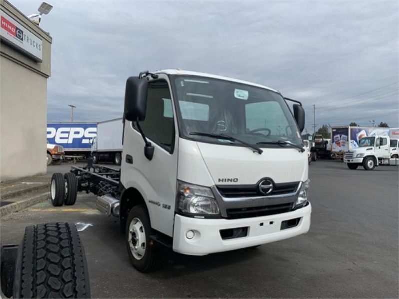 2019 HINO 195 4149377547