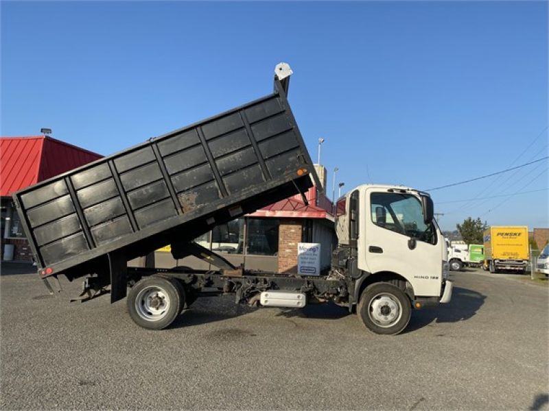 2015 HINO 195 6007116515