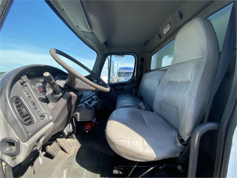 2006 FREIGHTLINER BUSINESS CLASS M2 100 6029823337