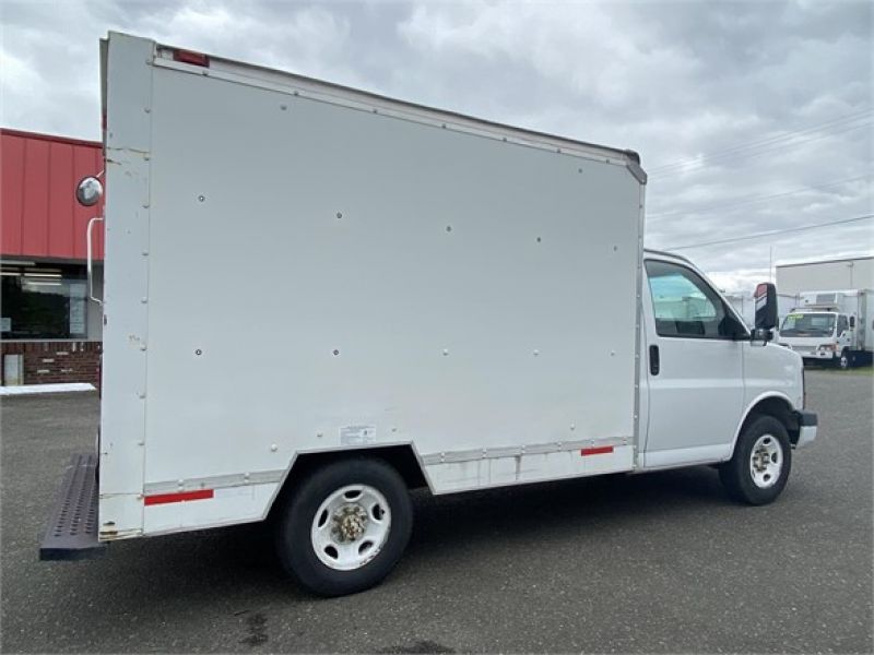 2003 GMC SAVANA G3500 6051350231