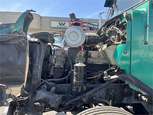 1990 KENWORTH T450 8024129981