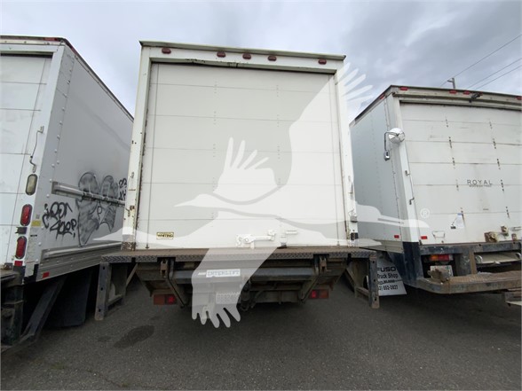 2005 MITSUBISHI FUSO FE180 8038264330