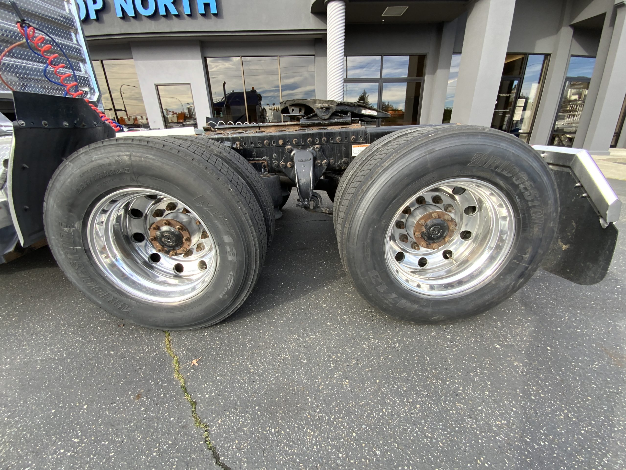 2020 WESTERN STAR 4900 IMG_3366-1-scaled