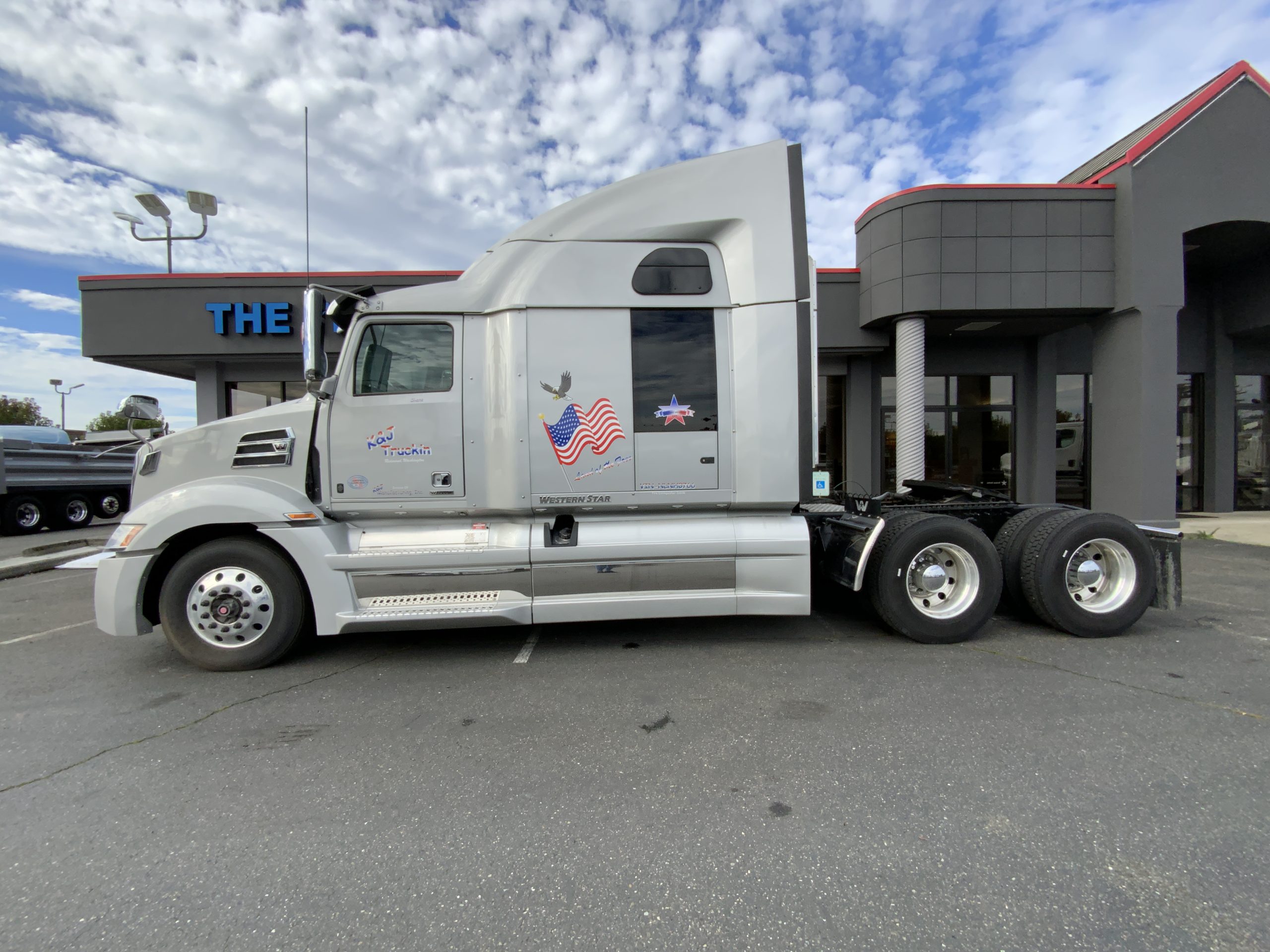 2022 WESTERN STAR 5700XE IMG_3390-1-scaled