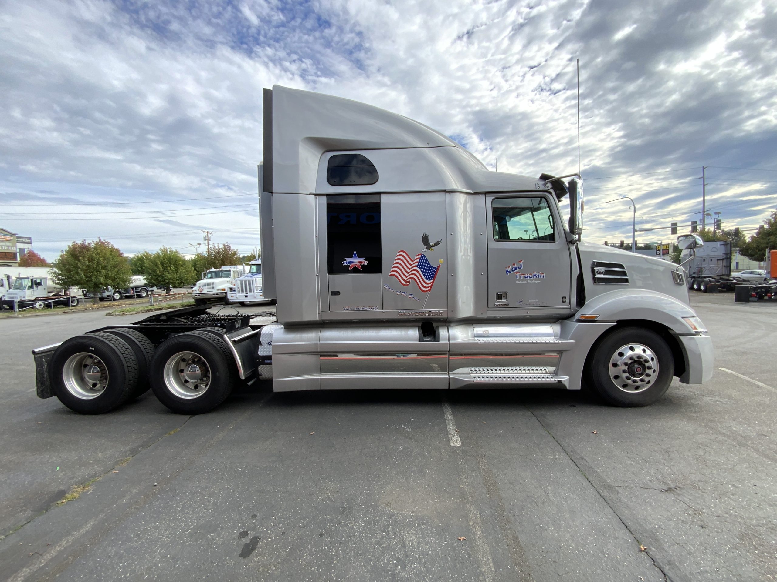 2022 WESTERN STAR 5700XE IMG_3394-1-scaled