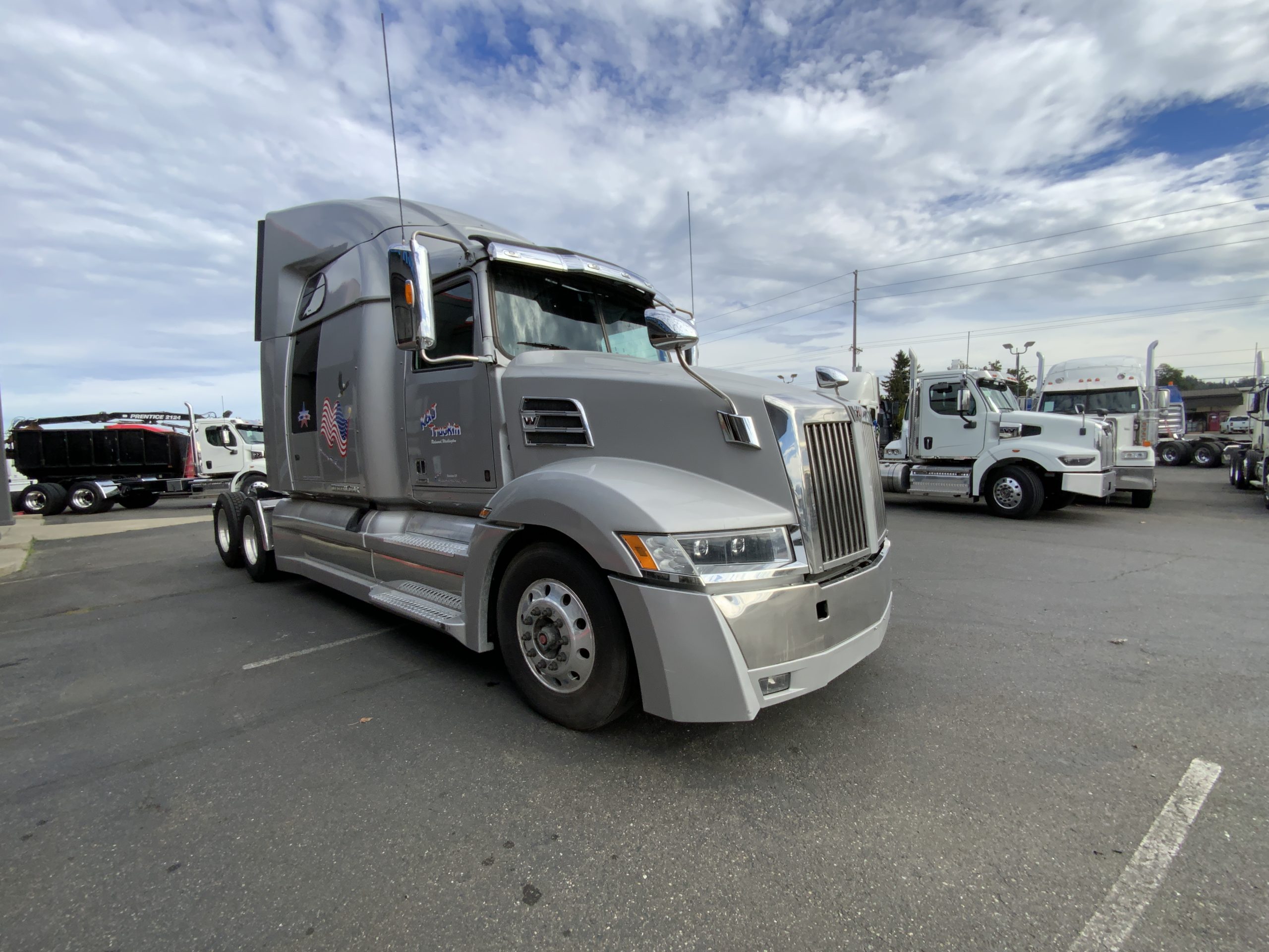 2022 WESTERN STAR 5700XE IMG_3395-1-scaled