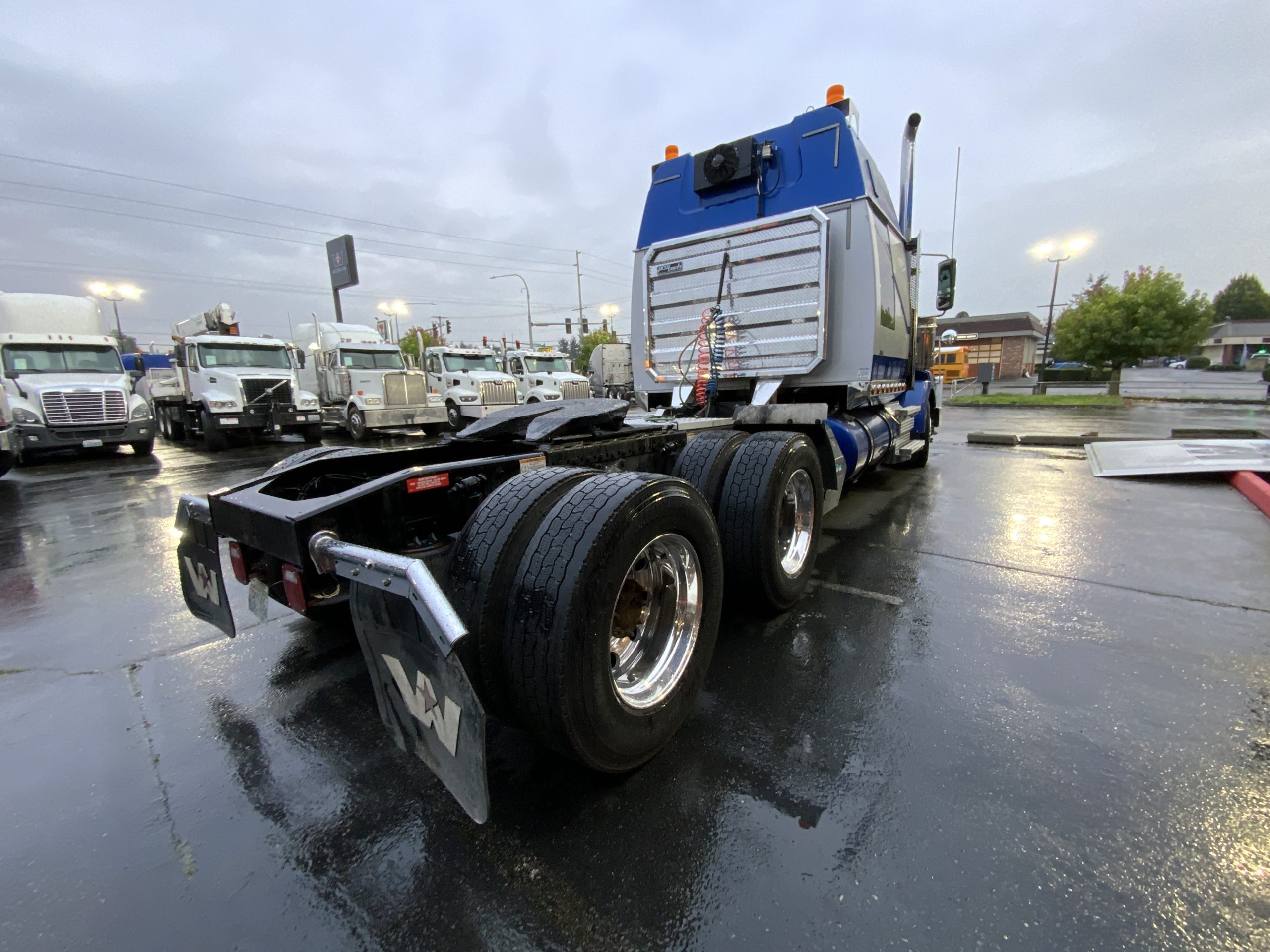 2020 WESTERN STAR 4900 IMG_3422-1-scaled