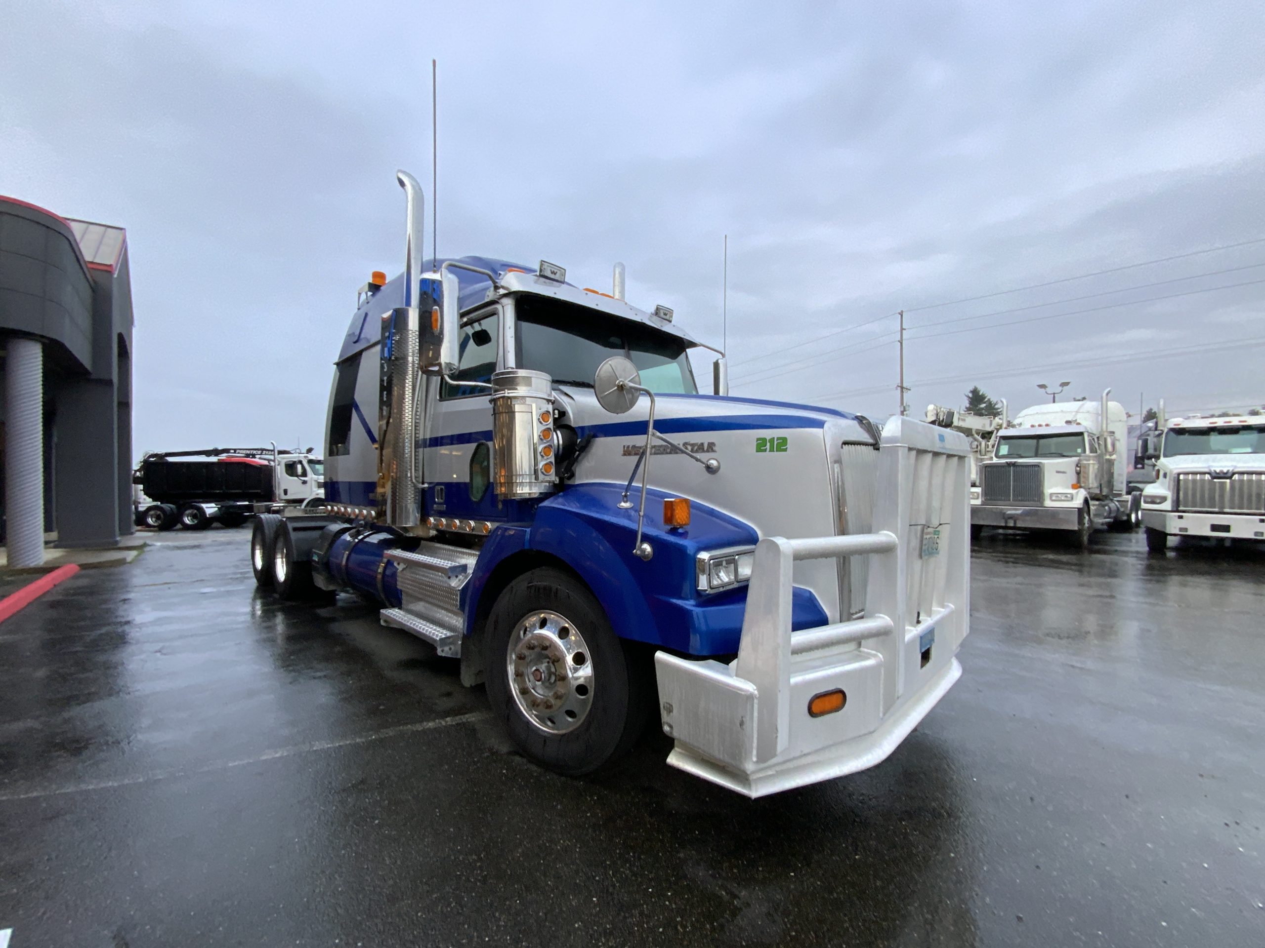 2020 WESTERN STAR 4900 IMG_3424-1-scaled