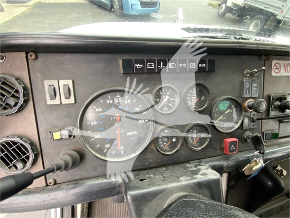 1989 MACK MIDLINER CS300 8046814304