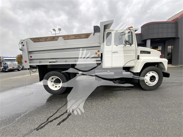 1989 MACK MIDLINER CS300 8046854157