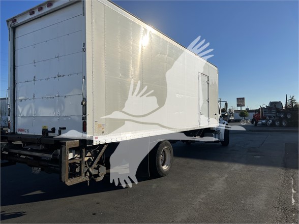 2009 FREIGHTLINER BUSINESS CLASS M2 106 8005688624