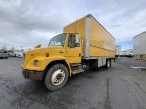 2000 FREIGHTLINER FL70 IMG_4204-1-150x150