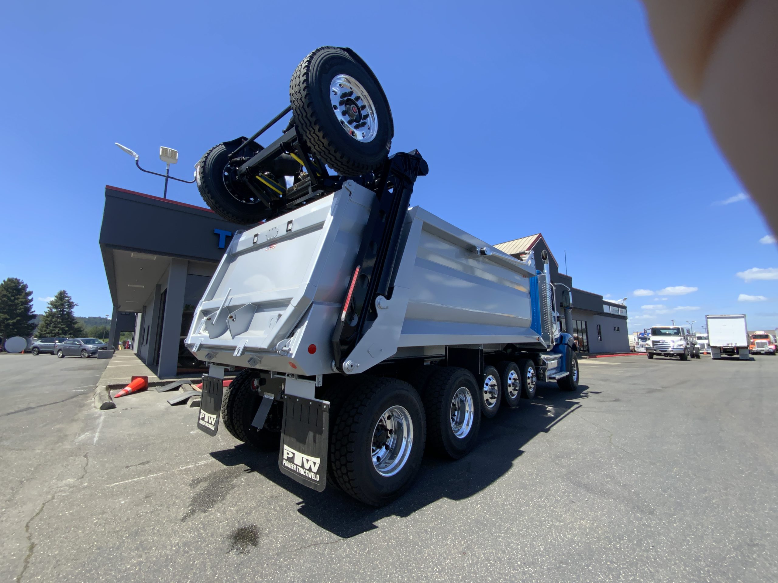 2025 WESTERN STAR 47X IMG_5714-scaled