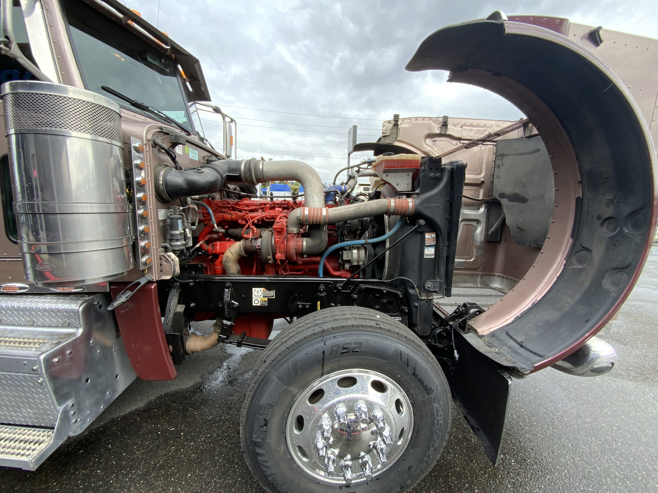 2014 PETERBILT 389 IMG_5415-scaled