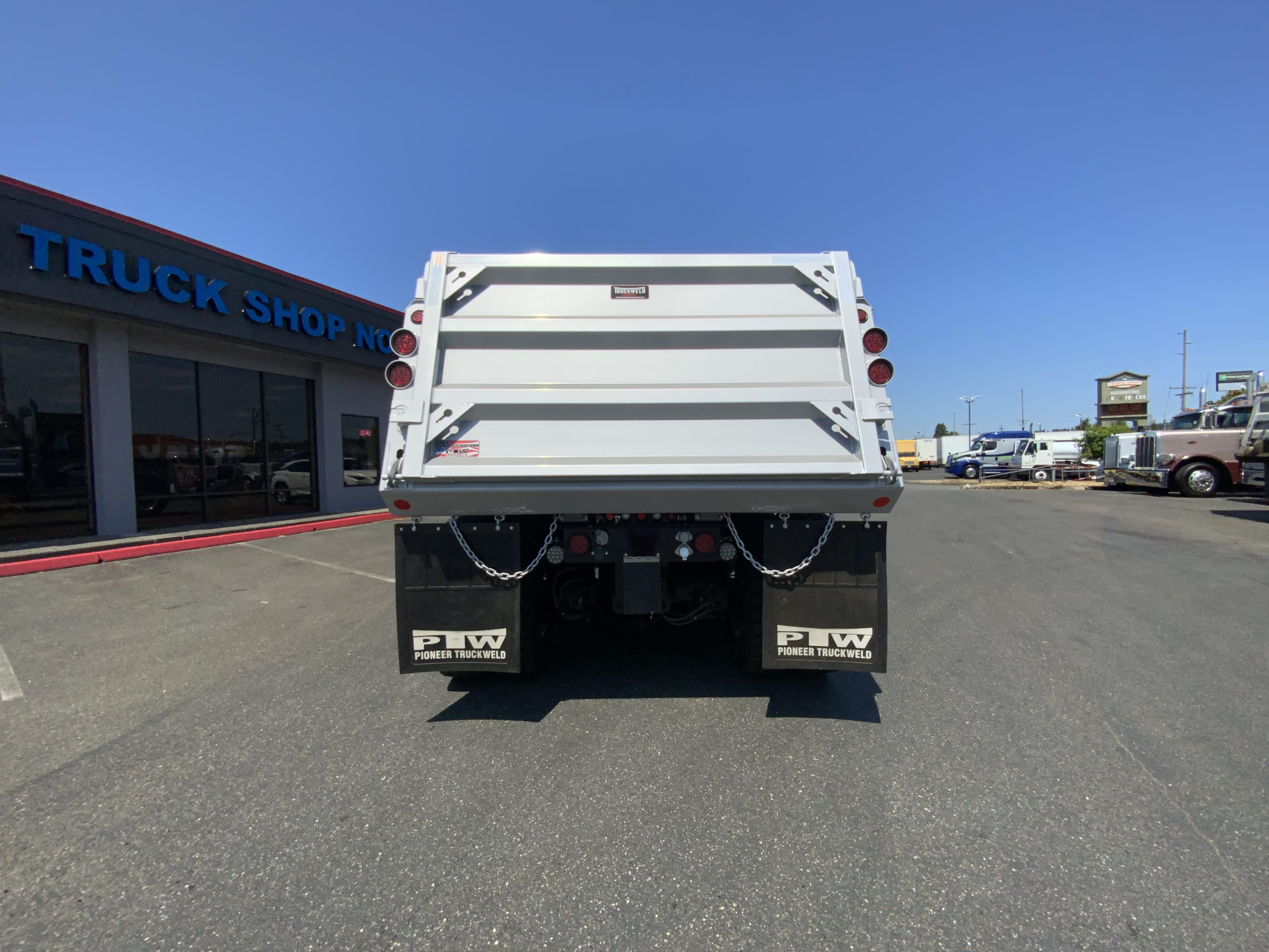 2025 WESTERN STAR 47X IMG_6092-scaled