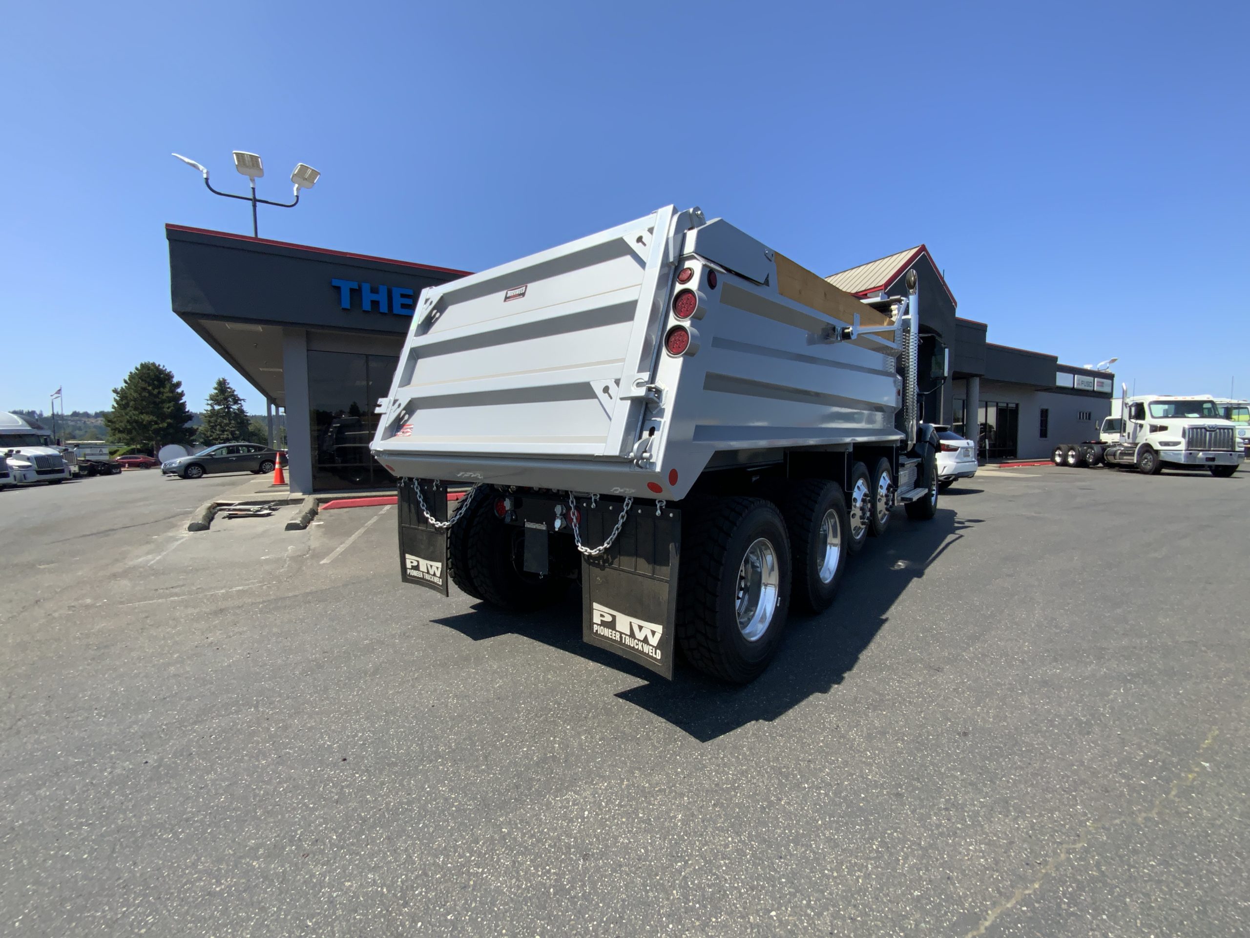 2025 WESTERN STAR 47X IMG_6093-scaled