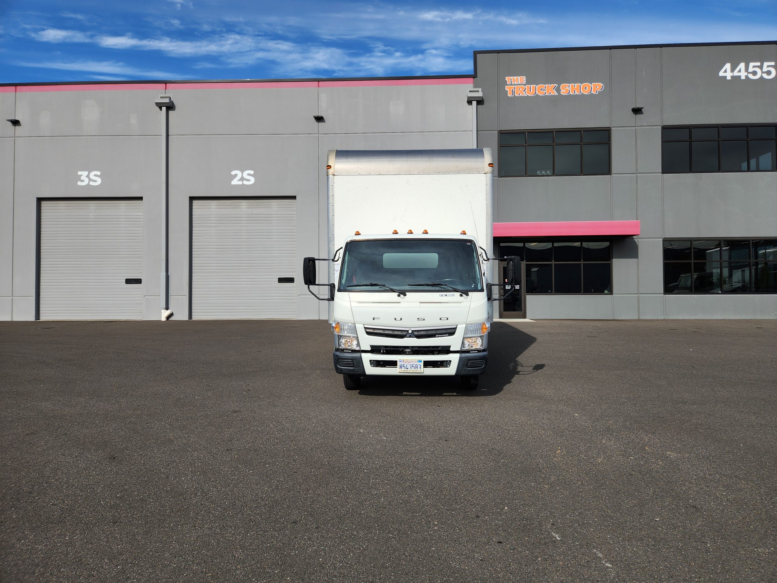 2018 MITSUBISHI FUSO FE180 1000002336-scaled