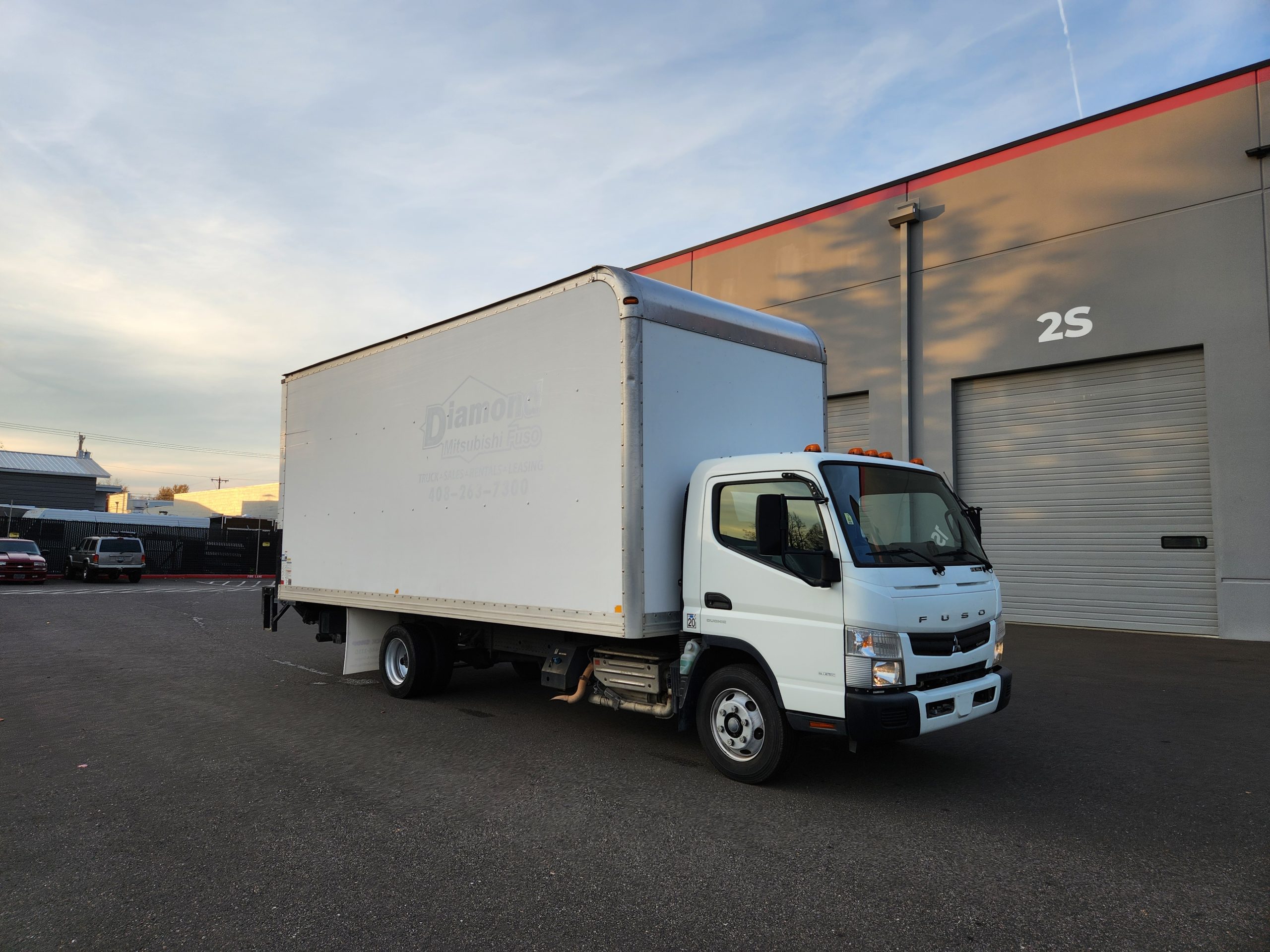 2017 MITSUBISHI FUSO FE180 20241108_161547-scaled