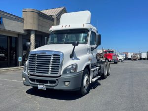 2014 FREIGHTLINER CASCADIA 125 DRIVERS-SIDE-FRONT-1-150x150