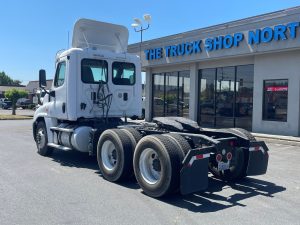 2014 FREIGHTLINER CASCADIA 125 DRIVERS-SIDE-REAR-1-150x150