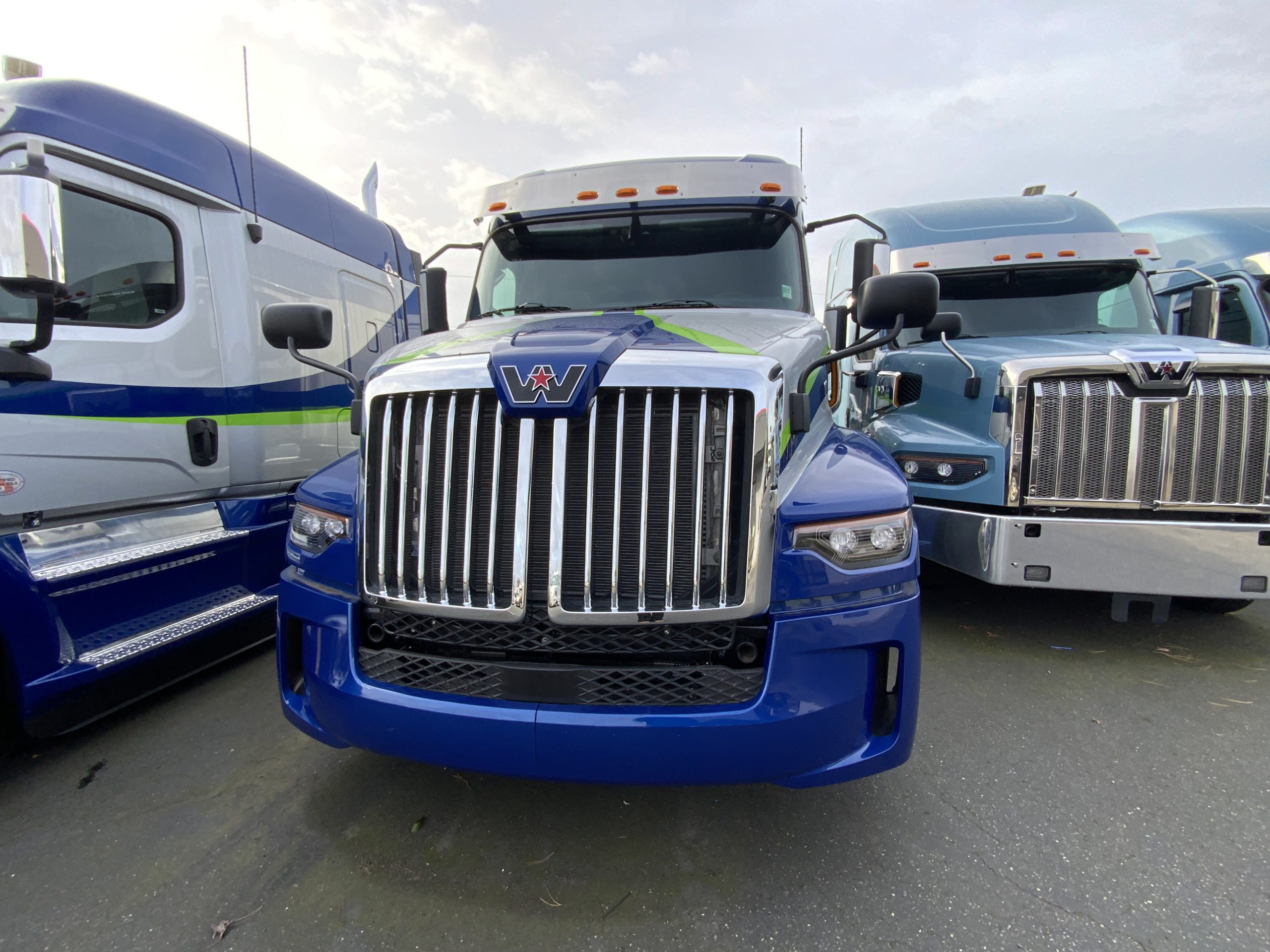 2024 WESTERN STAR 57X IMG_6621-scaled