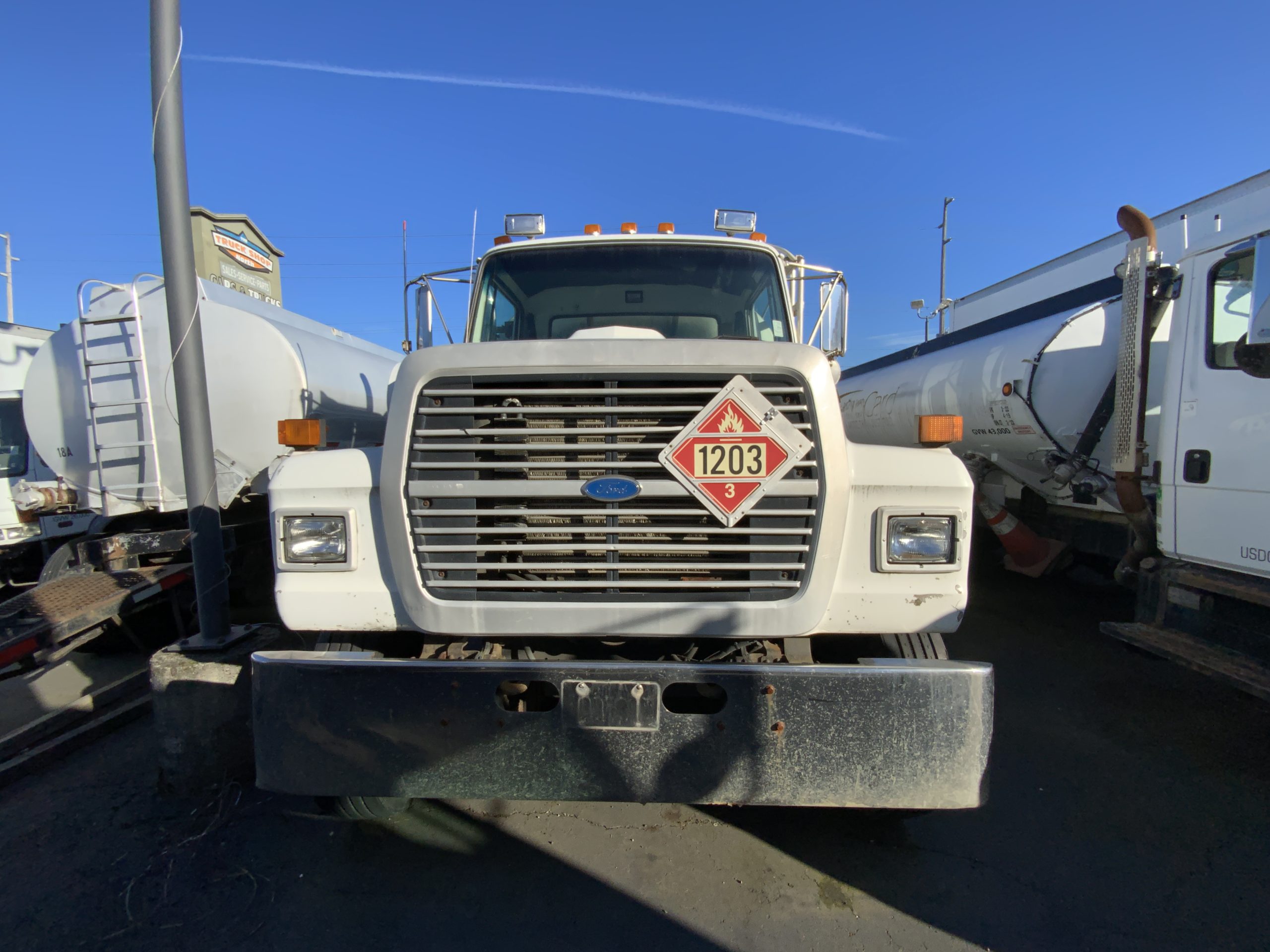 1996 FORD LNT8000 IMG_6795-scaled