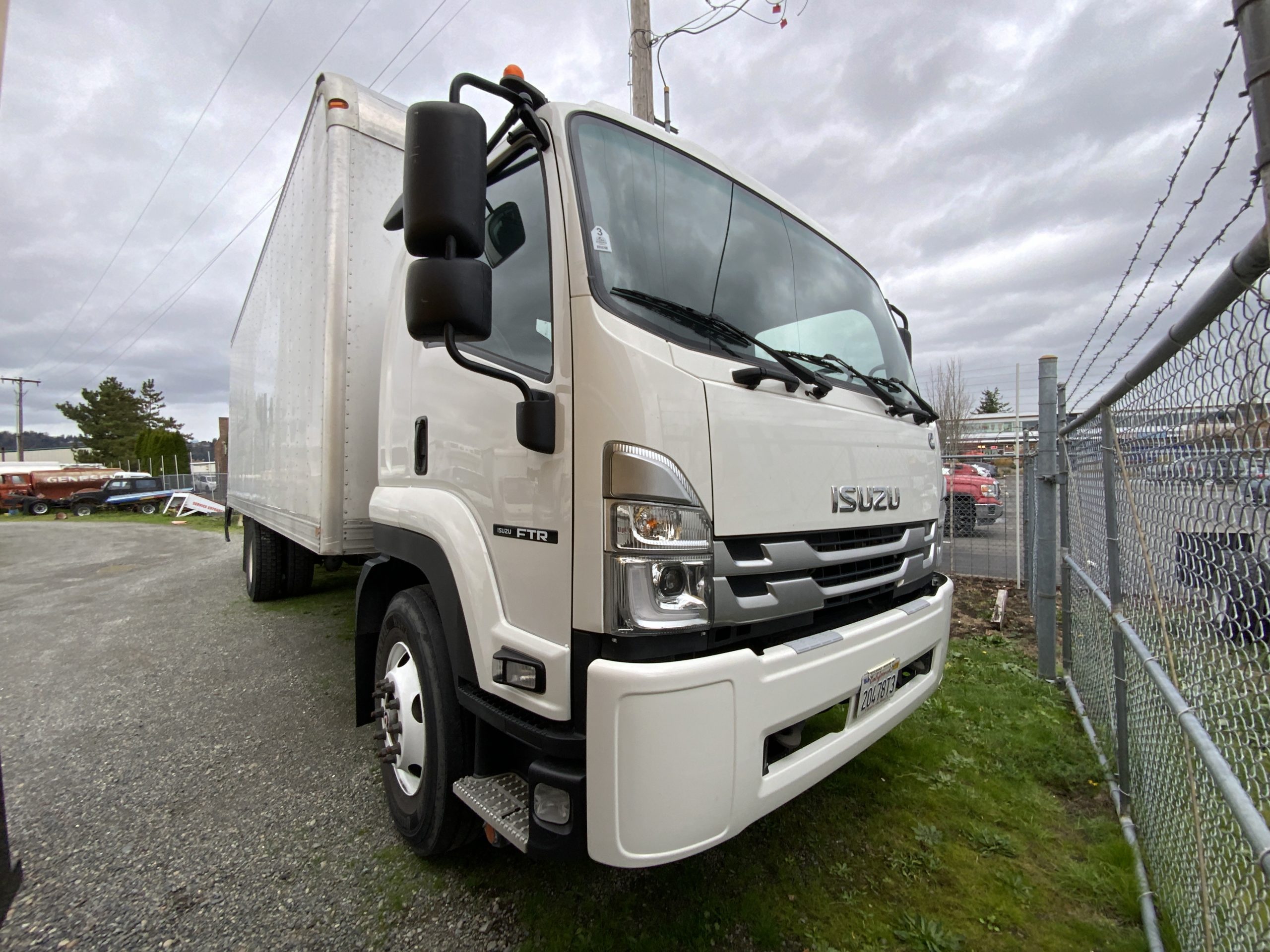 2023 ISUZU FTR IMG_6835-scaled