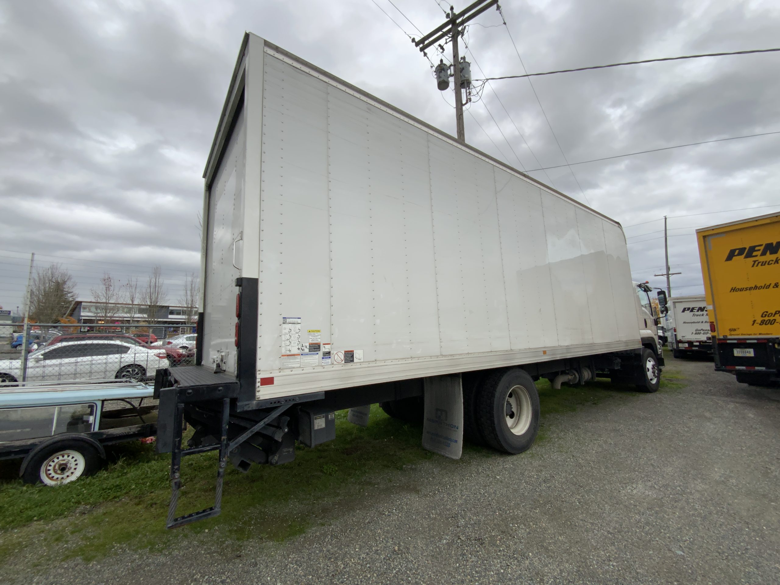 2023 ISUZU FTR IMG_6843-scaled