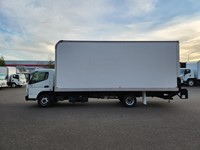 2017 MITSUBISHI FUSO FE180 img-1