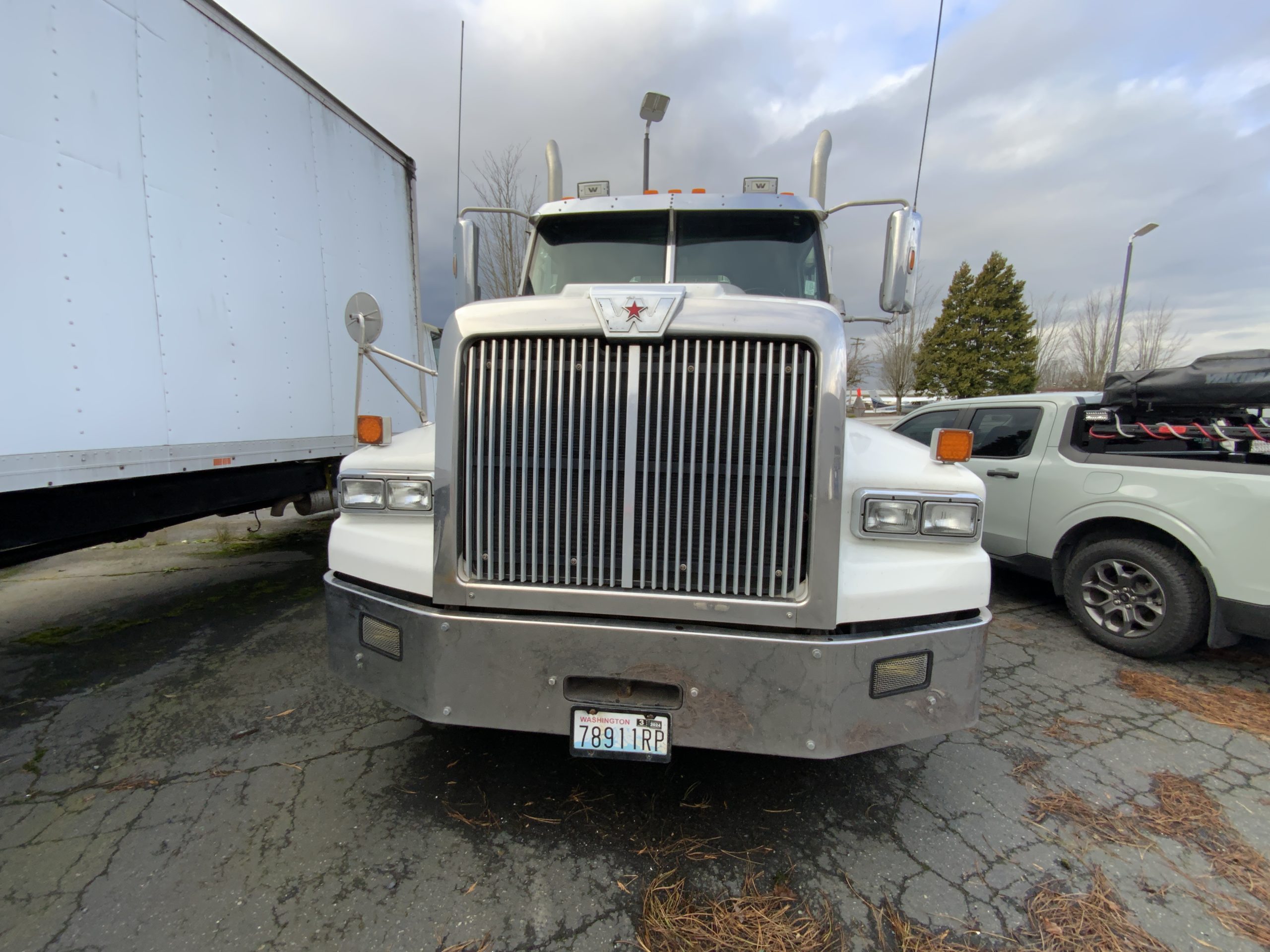 2016 WESTERN STAR 4900 IMG_6939-scaled