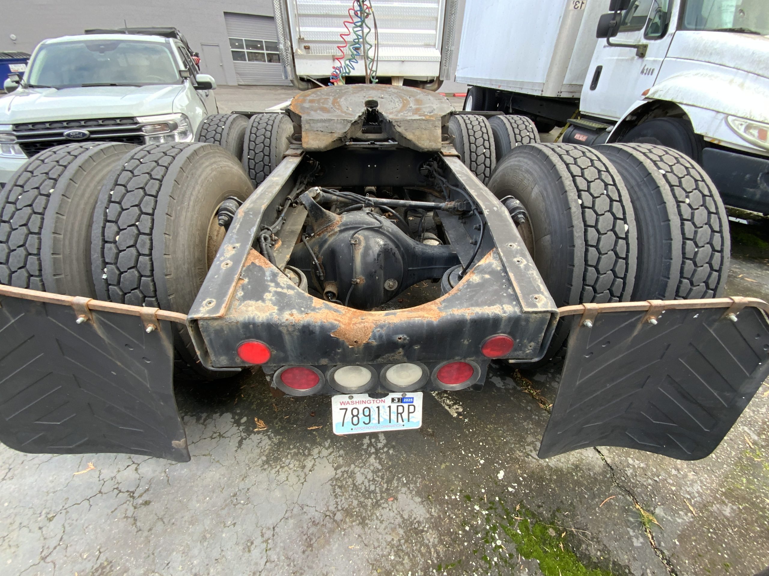 2016 WESTERN STAR 4900 IMG_6945-scaled