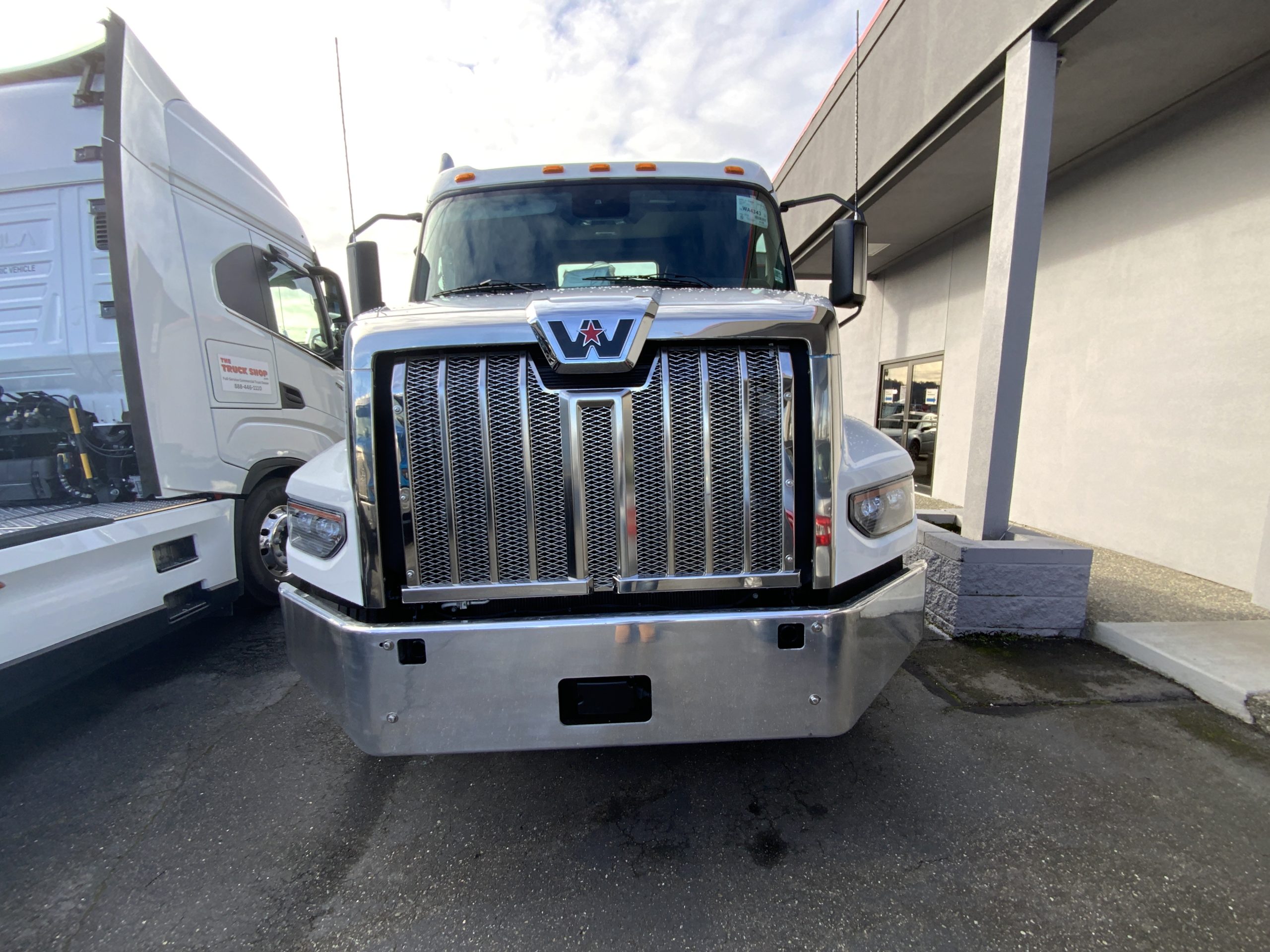 2025 WESTERN STAR 47X IMG_7375-scaled