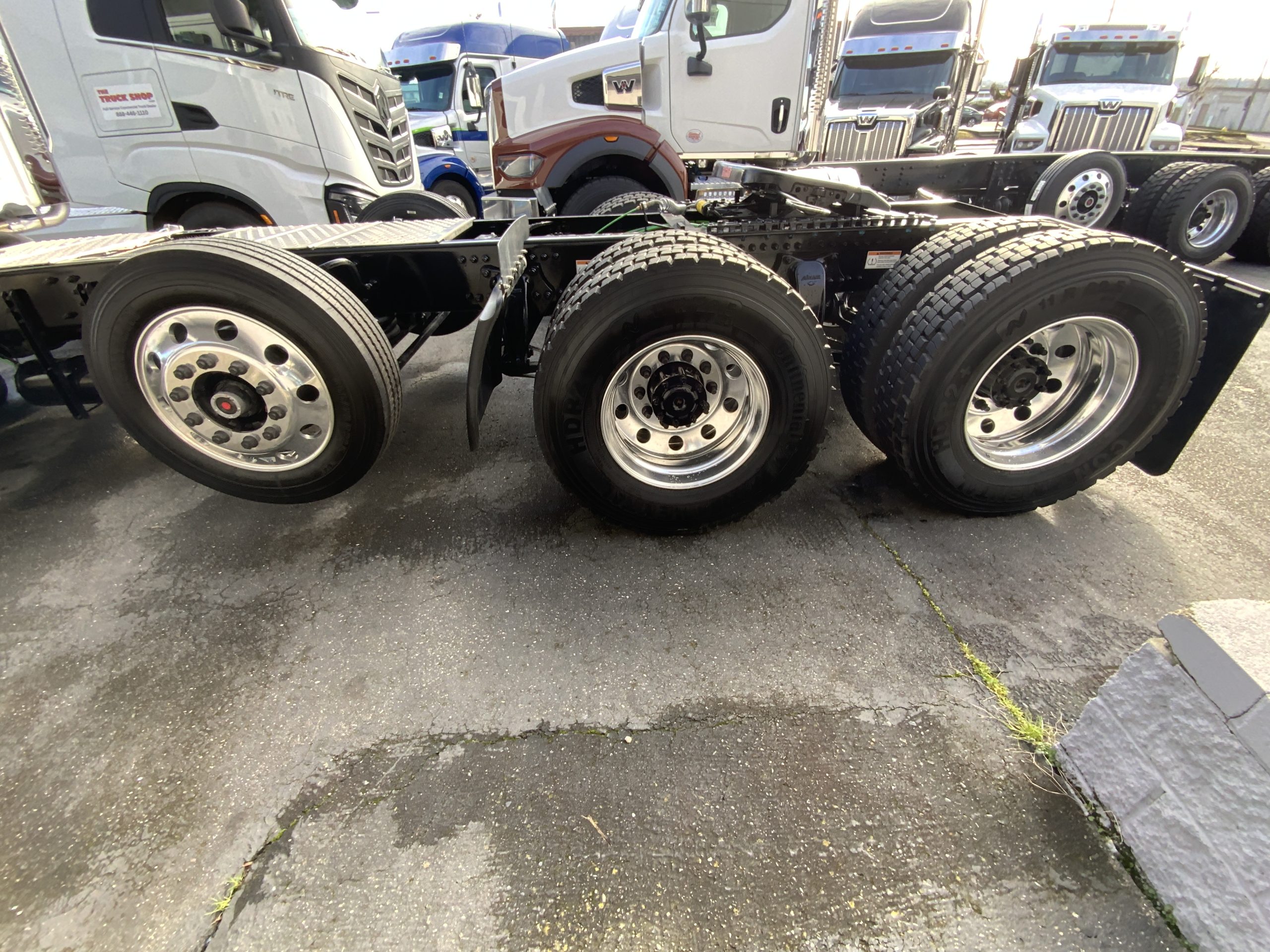 2025 WESTERN STAR 47X IMG_7383-scaled