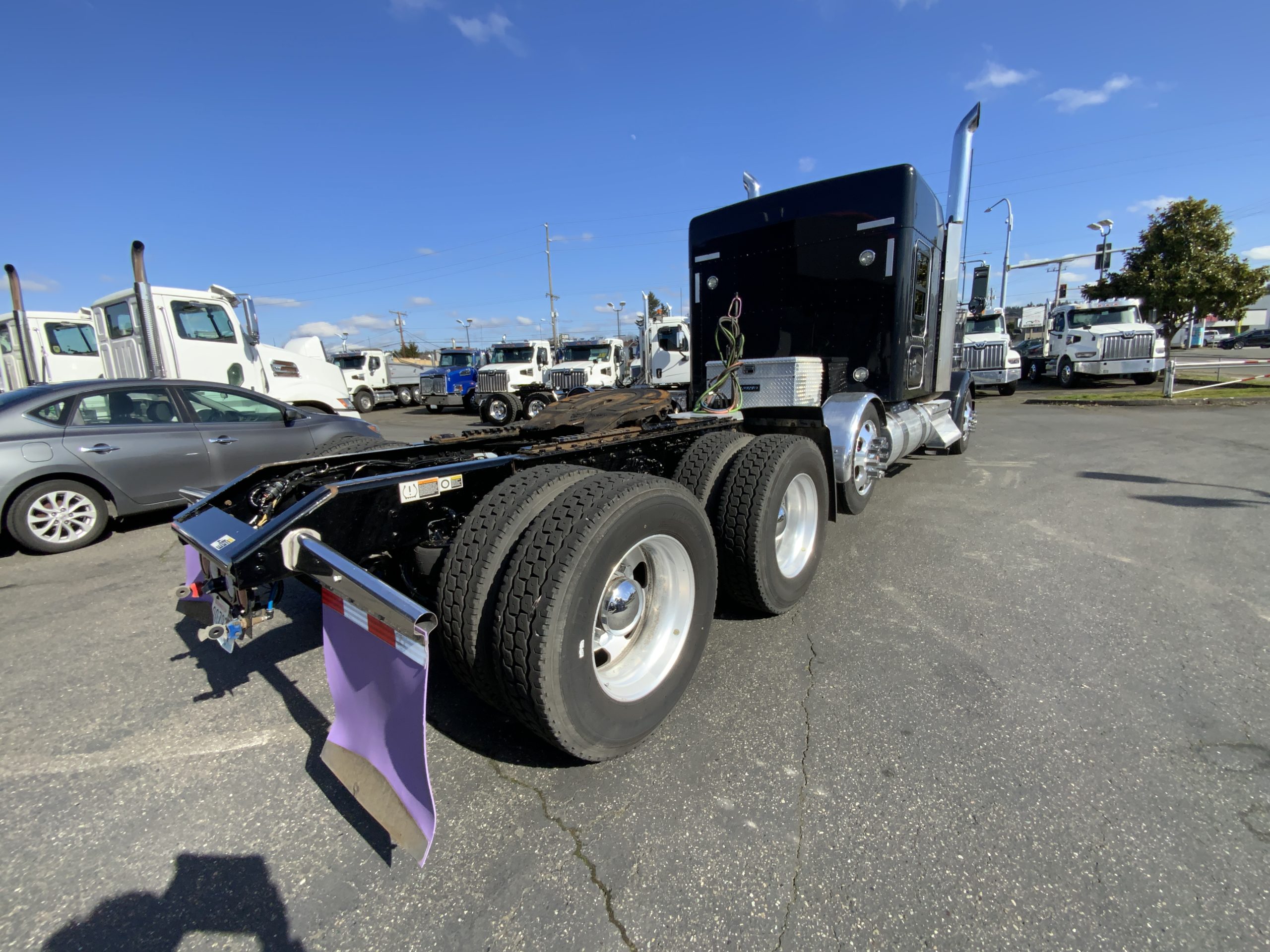 2022 KENWORTH W900 IMG_7780-scaled