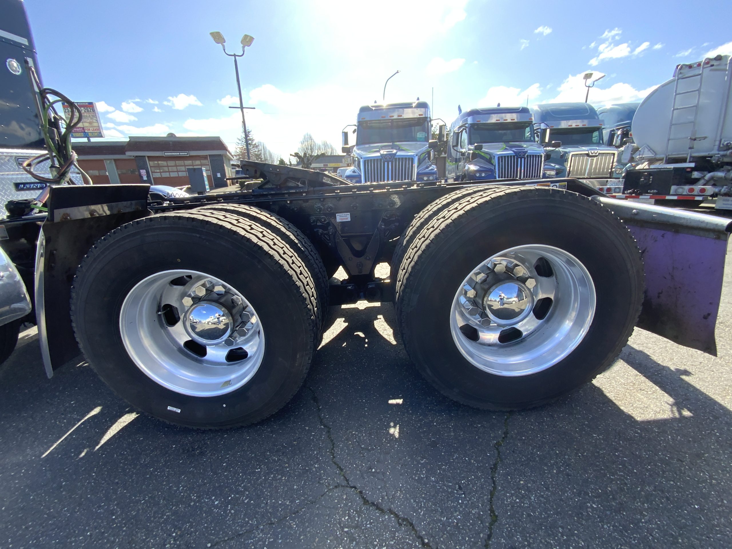 2022 KENWORTH W900 IMG_7788-scaled